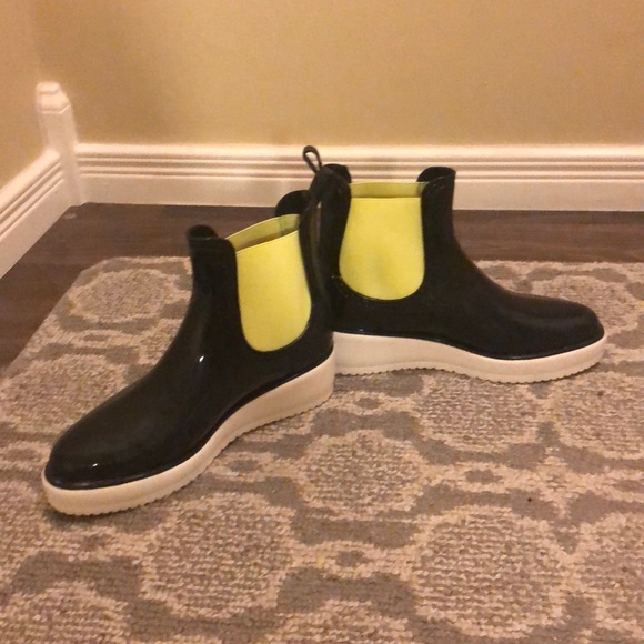 Boots - Picture 2 of 2